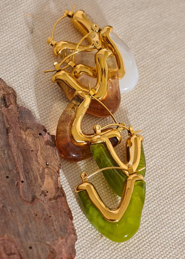 Acrylic V Shape Triangle Earrings - Ecru