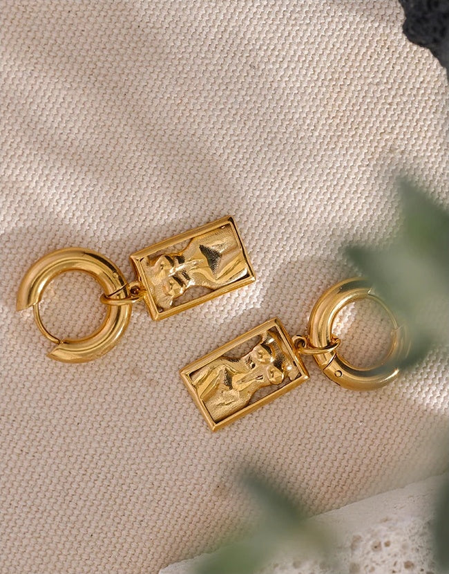 Body Drop Unusual Hoop Earrings - Ecru
