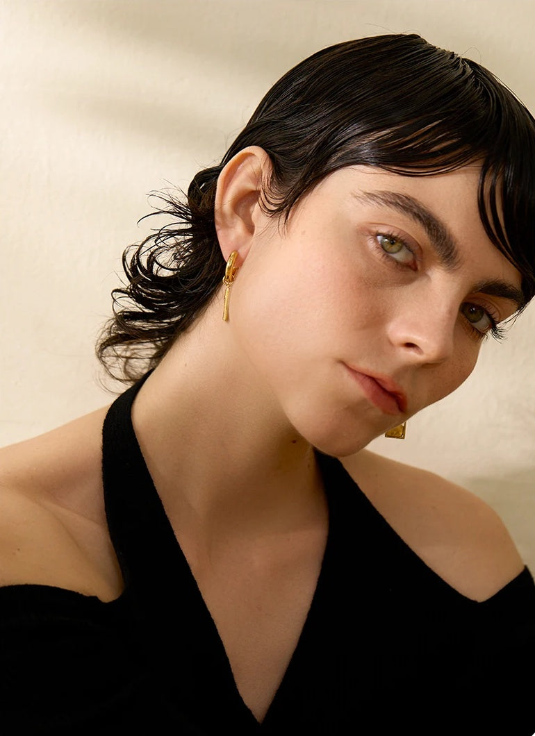Body Drop Unusual Hoop Earrings - Ecru