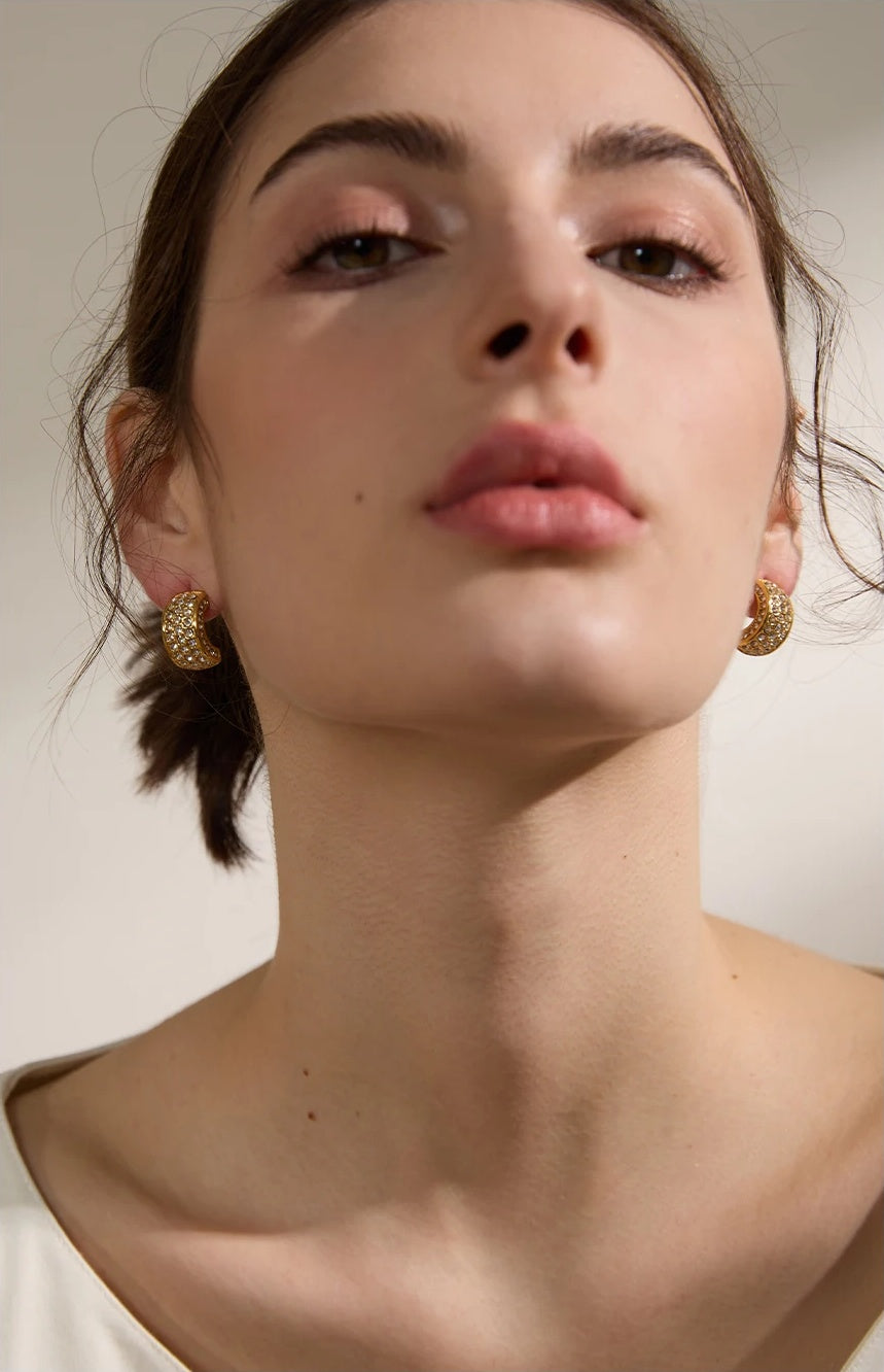 C Shape Geometric Fashion Earrings - Ecru