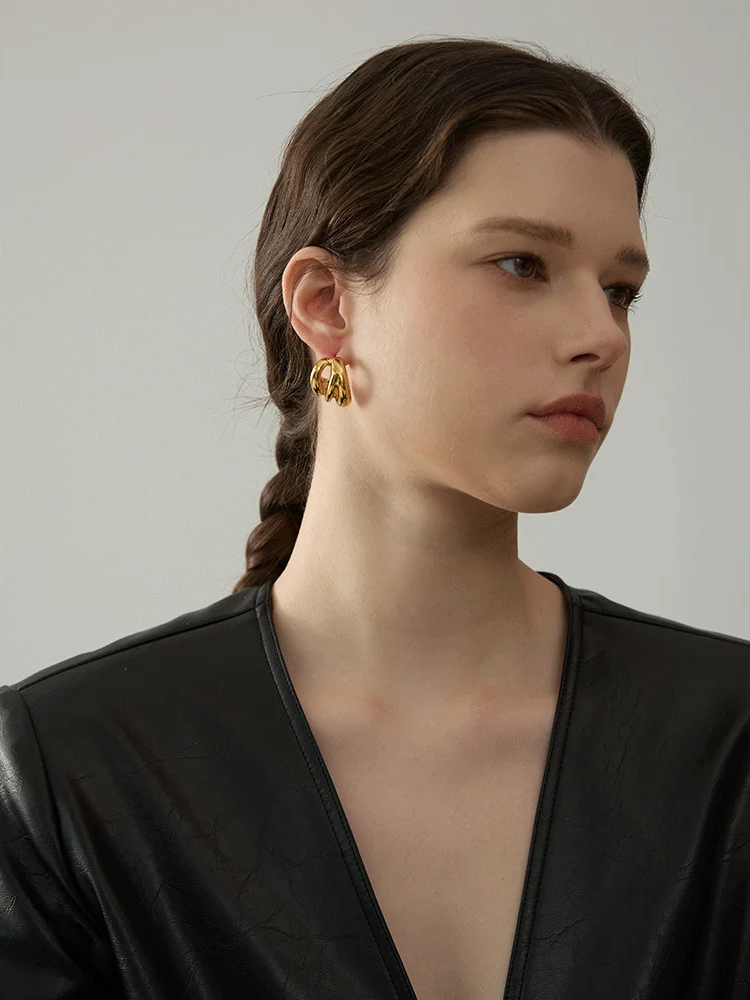 C-Shape Statement Geometric Earrings - Ecru