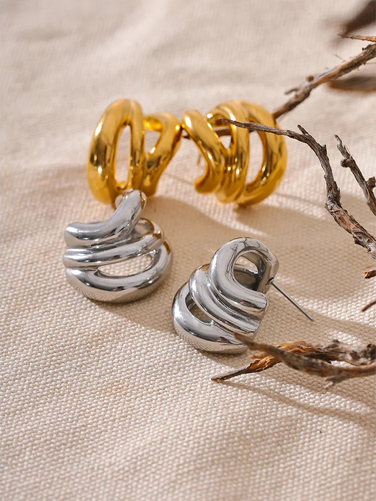 C-Shape Statement Geometric Earrings - Ecru