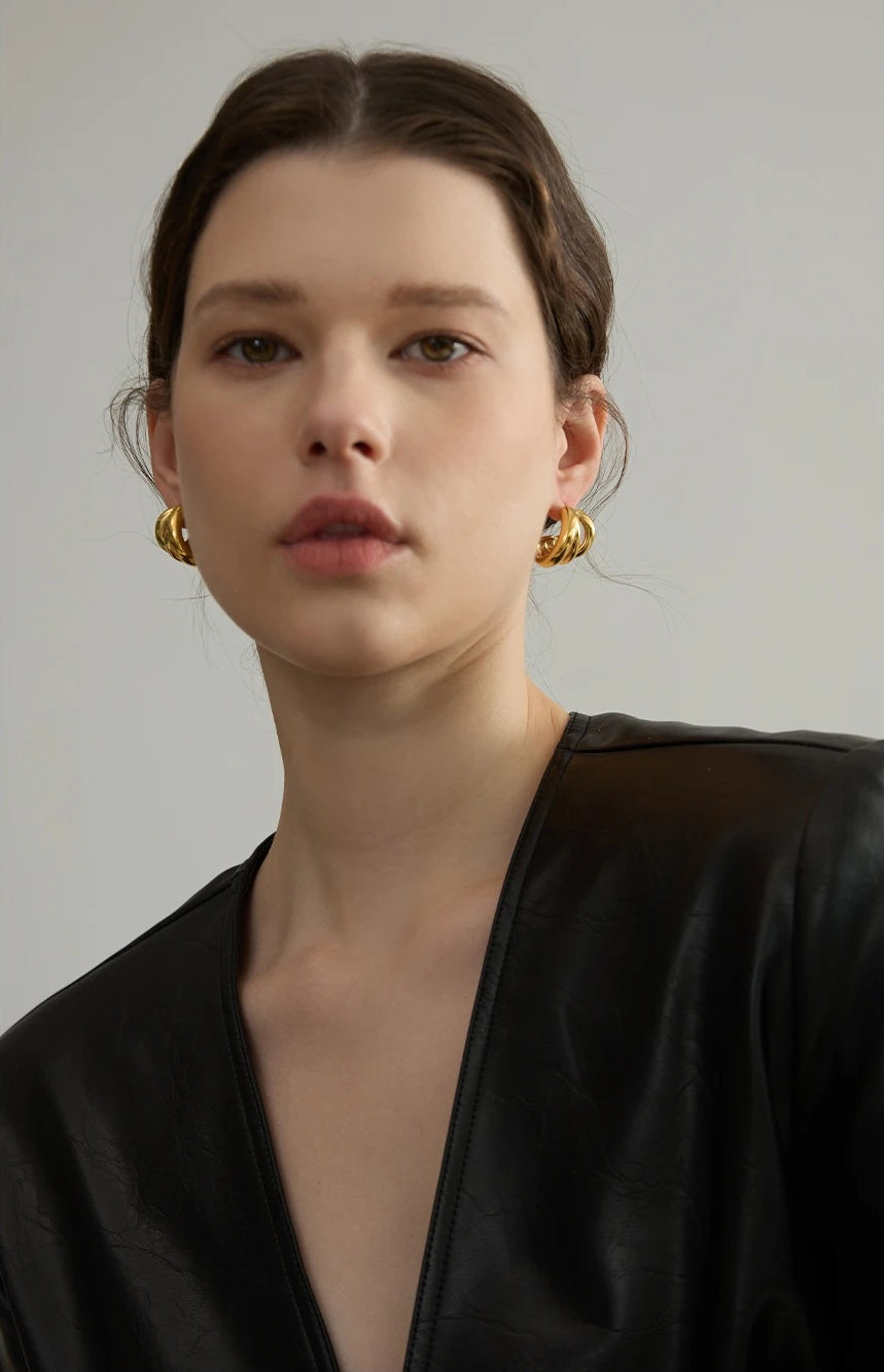 C-Shape Statement Geometric Earrings - Ecru