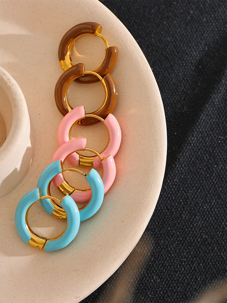Candy Color Hollow Hoop Earrings - Ecru