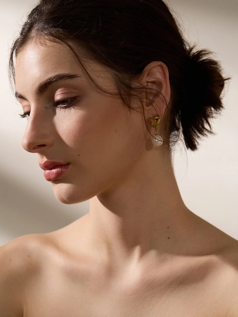 Cast Heart Imitation Pearls Earrings - Ecru