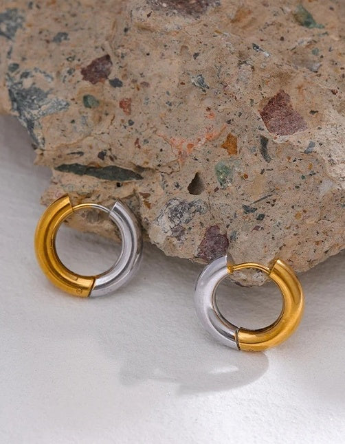 Chic Geometric Round Hoop Earrings - Ecru