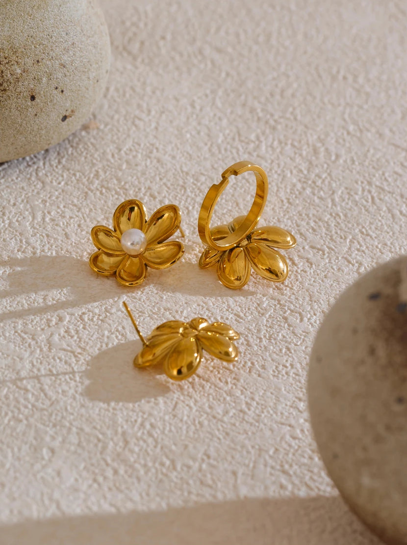 Chic Pearl Flower Jewelry Set - Ecru