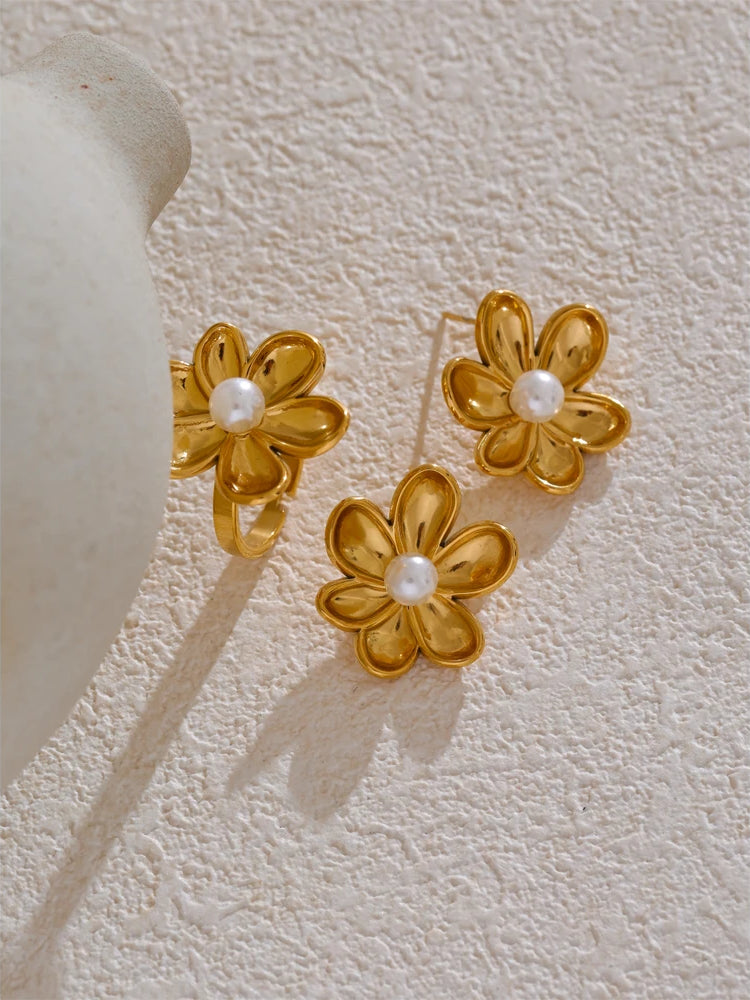 Chic Pearl Flower Jewelry Set - Ecru