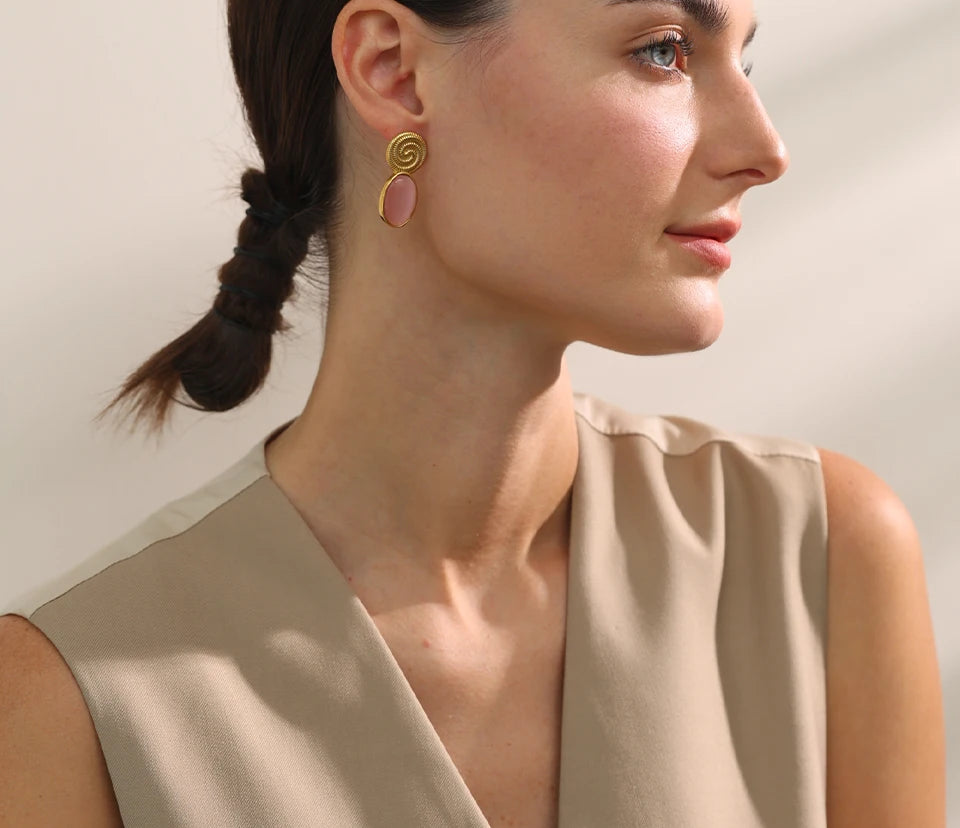 Chicnatural Stone Classic Stud Earrings - Ecru