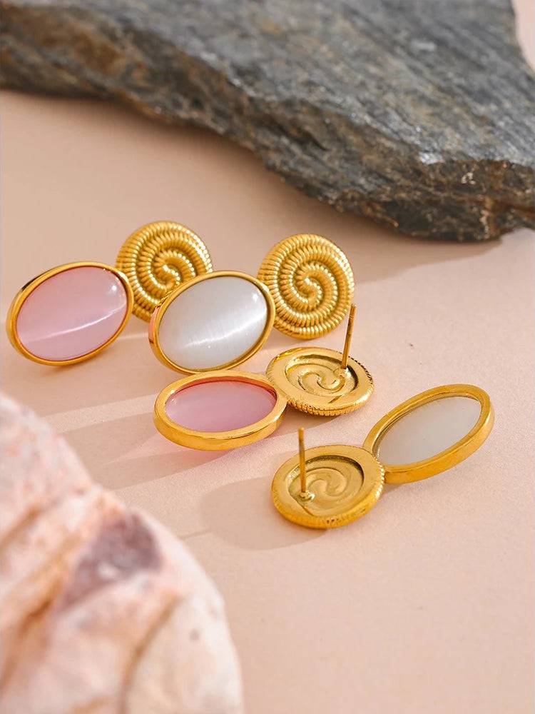 Chicnatural Stone Classic Stud Earrings - Ecru