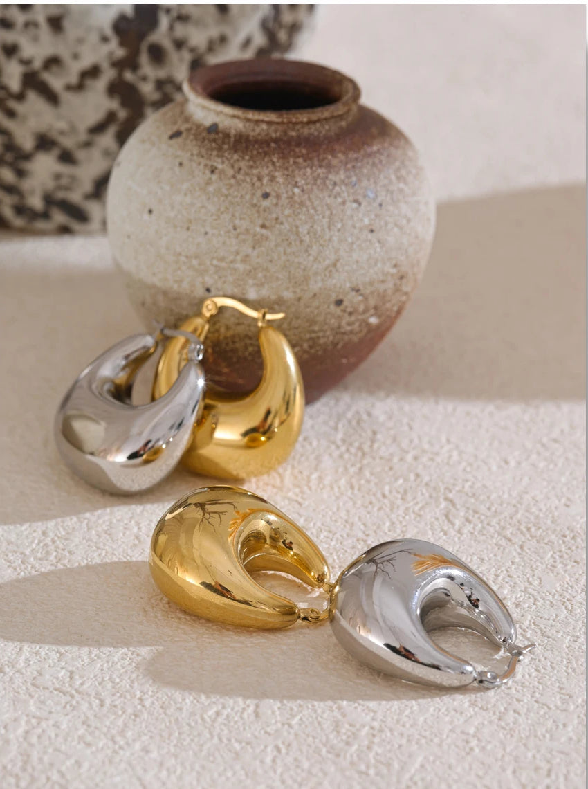 Chunky Classic Versatile Hoop Earrings - Ecru