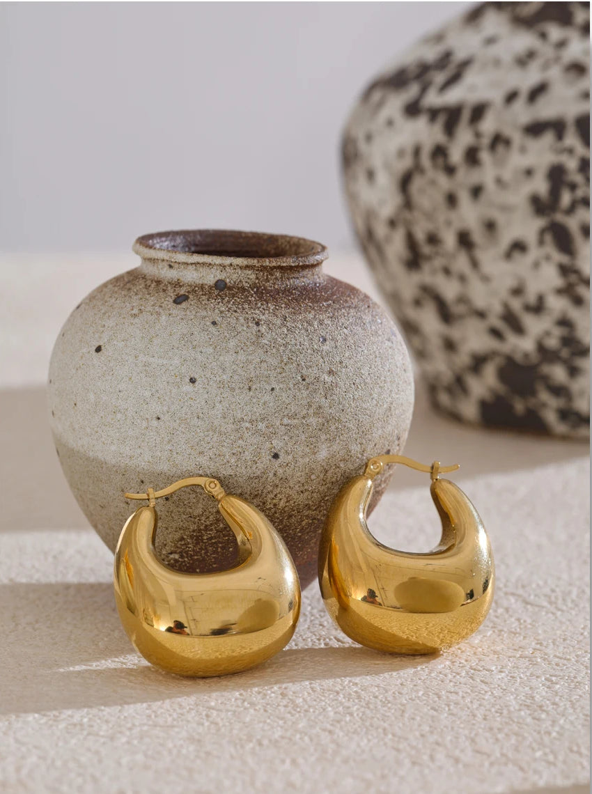 Chunky Classic Versatile Hoop Earrings - Ecru