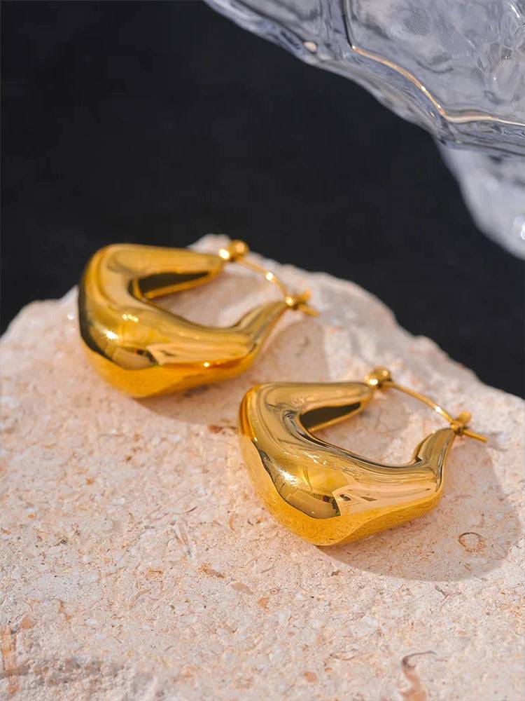Chunky Elegant Textured Hoop Earrings - Ecru