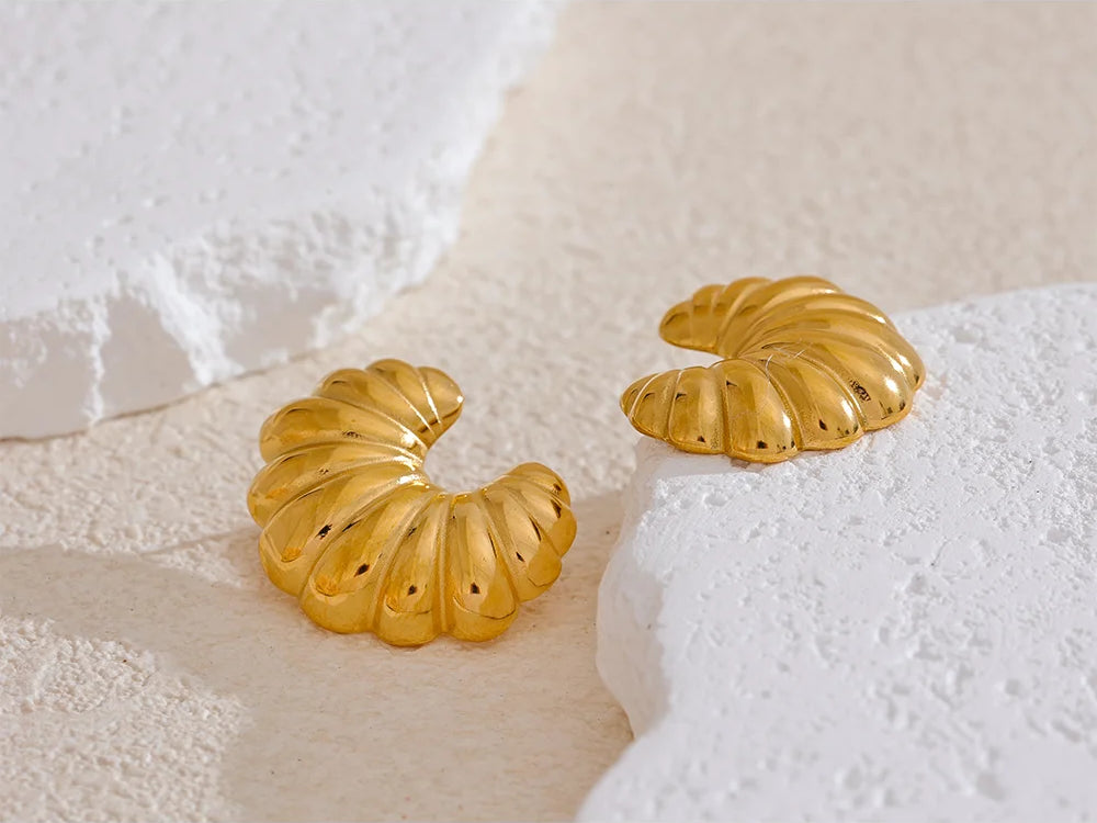 Chunky Geometric Textured Stud Earrings - Ecru