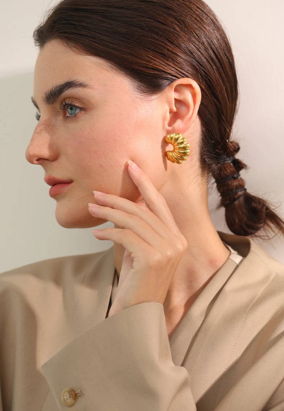 Chunky Geometric Textured Stud Earrings - Ecru