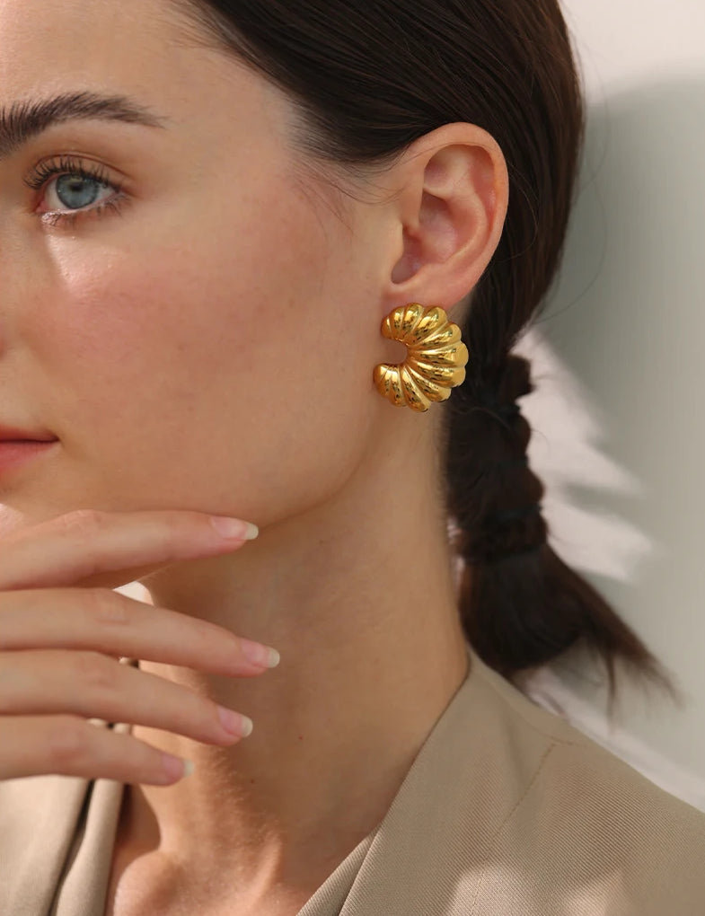Chunky Geometric Textured Stud Earrings - Ecru