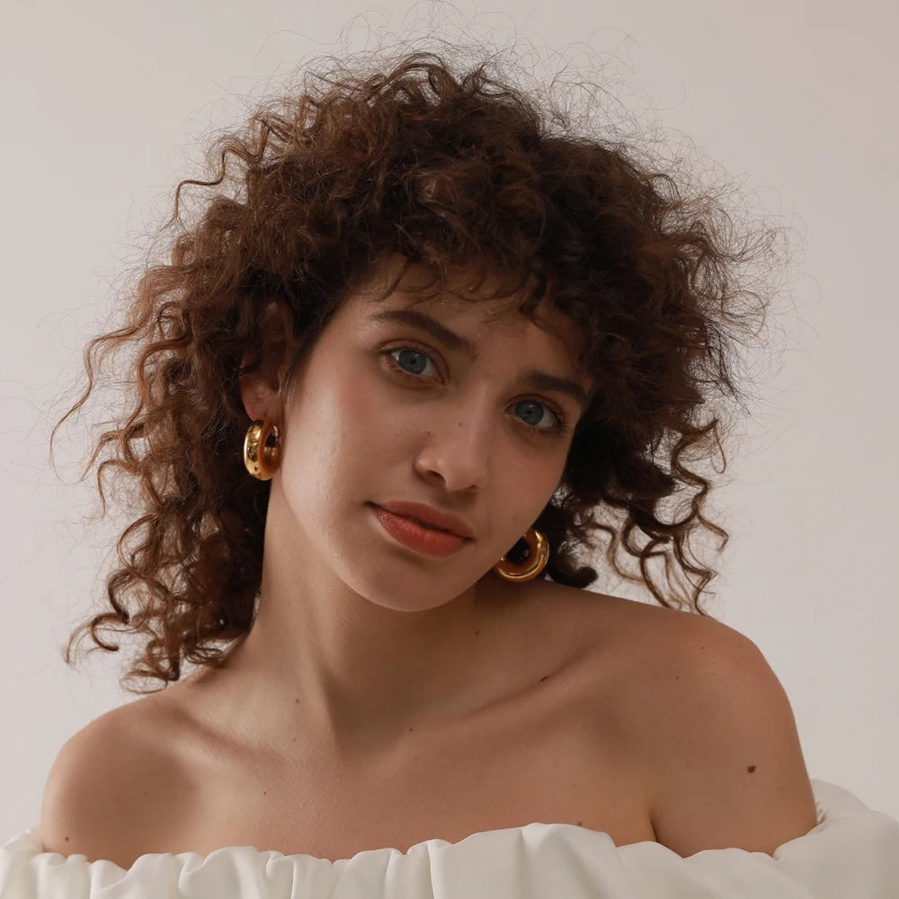 Chunky Golden Minimalist Hoop Earrings - Ecru