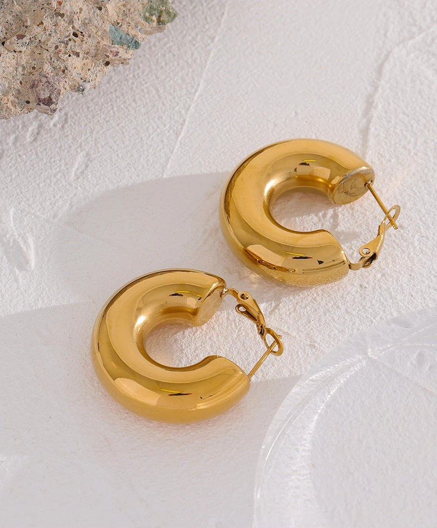 Chunky Golden Minimalist Hoop Earrings - Ecru