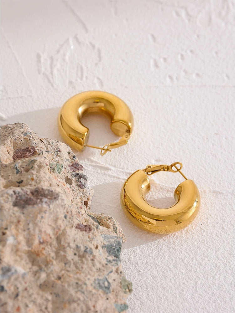 Chunky Golden Minimalist Hoop Earrings - Ecru