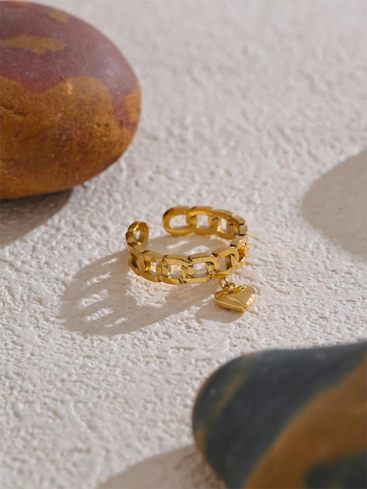 Chunky Heart Charm Resizable Ring - Ecru