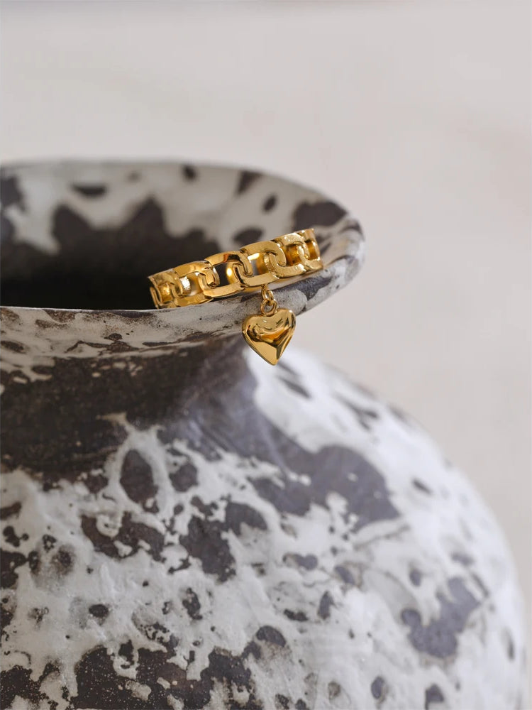 Chunky Heart Charm Resizable Ring - Ecru