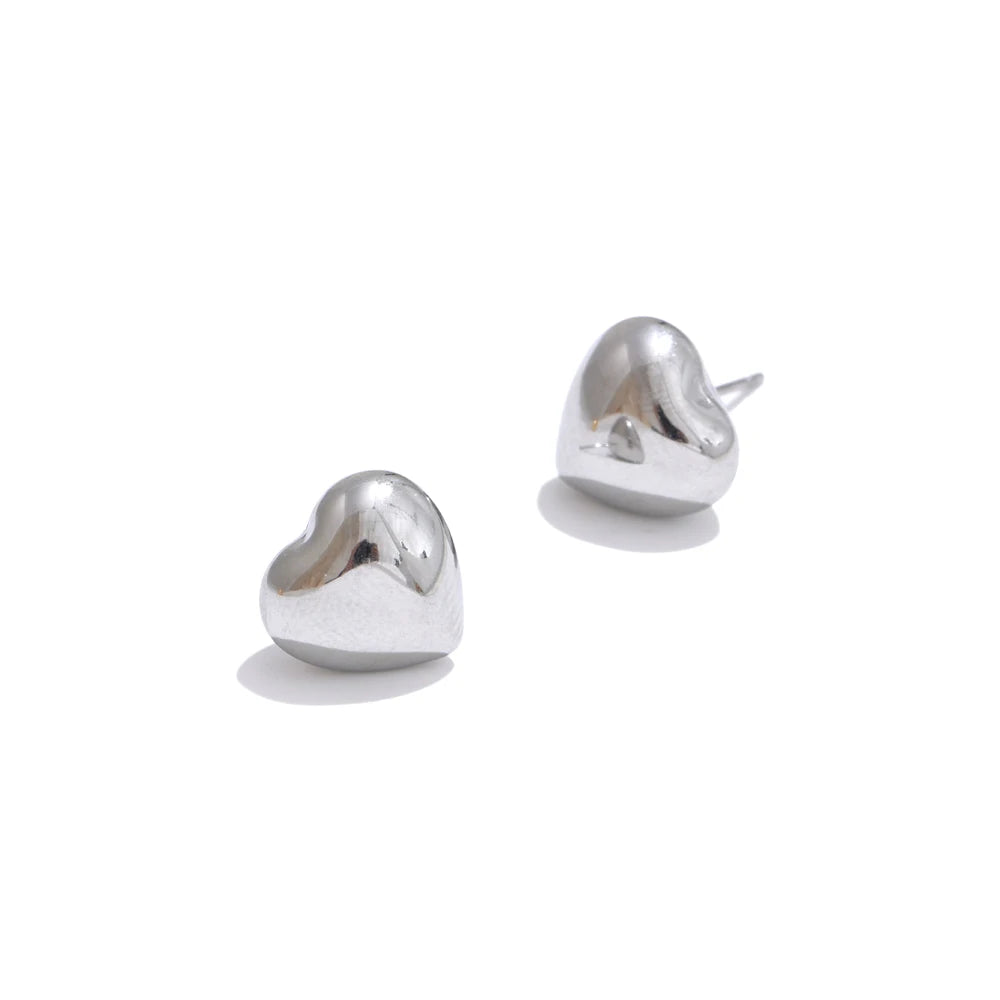 Chunky Heart Trendy Stud Earrings - Ecru