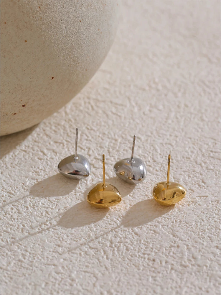 Chunky Heart Trendy Stud Earrings - Ecru