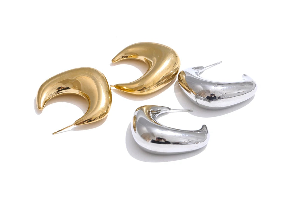 Chunky Refined Modern Huggie Earrings - Ecru