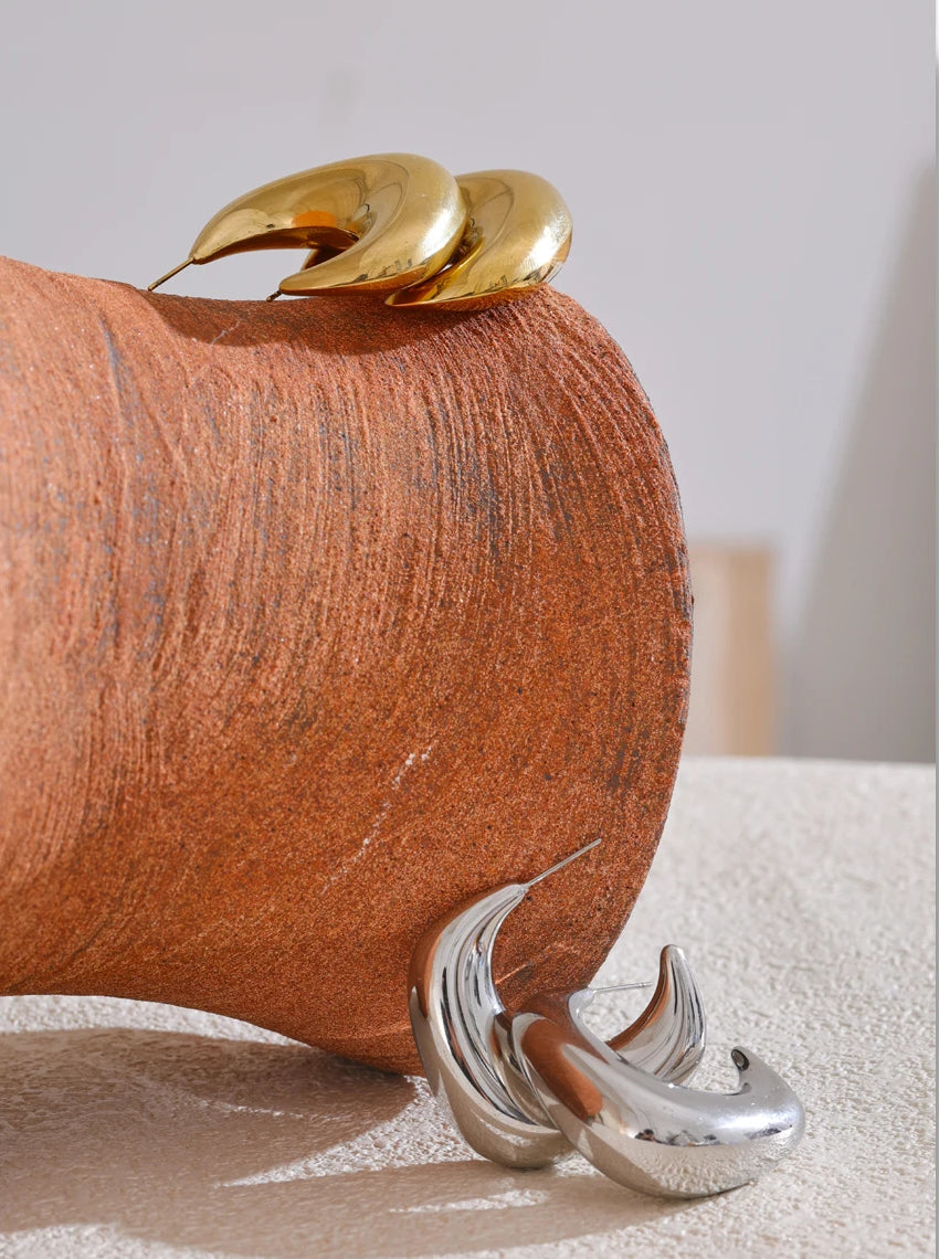 Chunky Refined Modern Huggie Earrings - Ecru