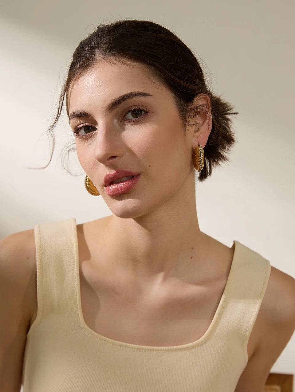 Chunky Refined Zircon Hoop Earrings - Ecru