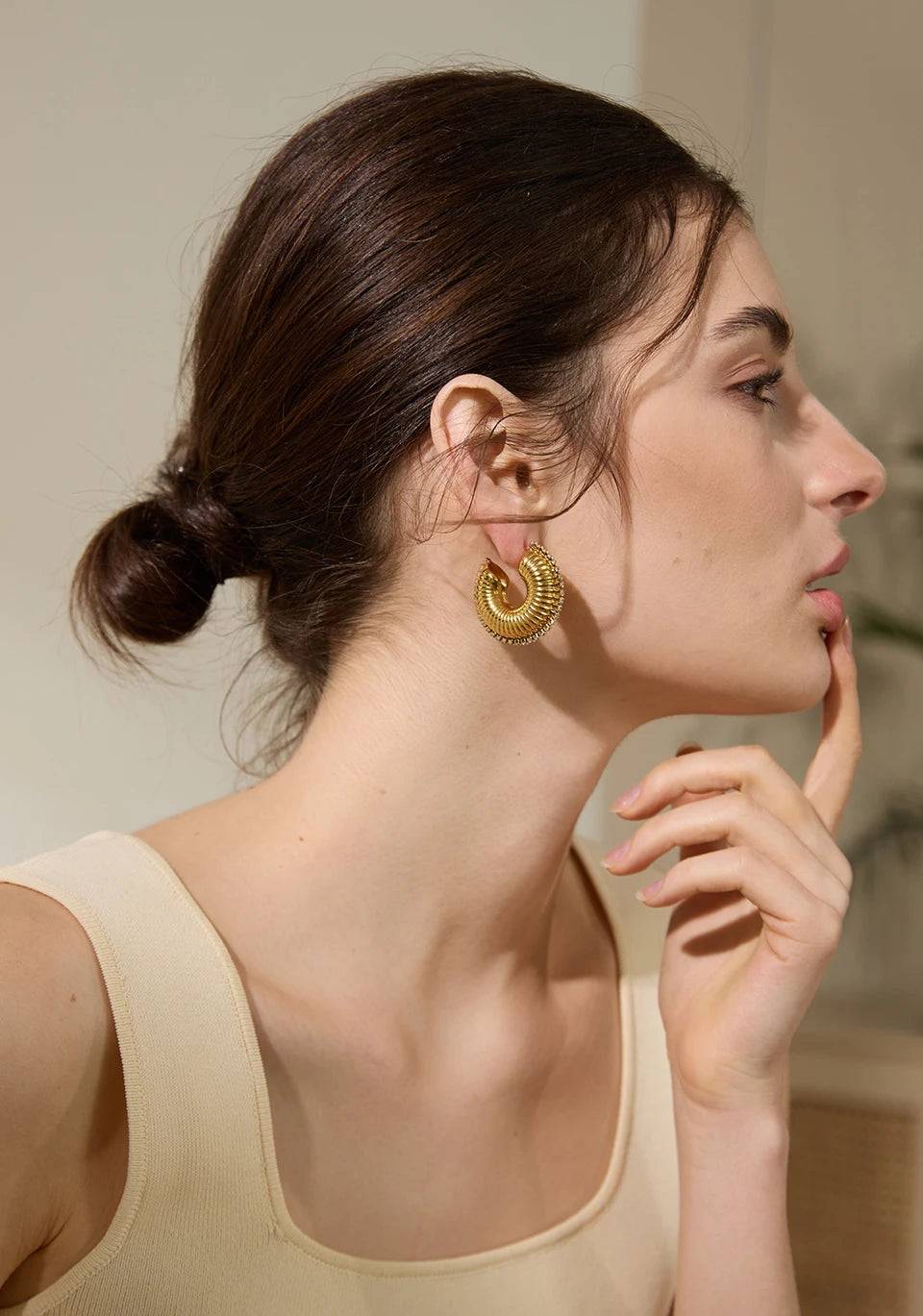 Chunky Refined Zircon Hoop Earrings - Ecru
