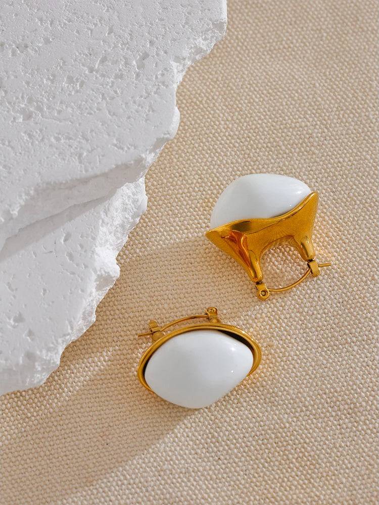 Chunky Shiny Modern Hoop Earrings - Ecru