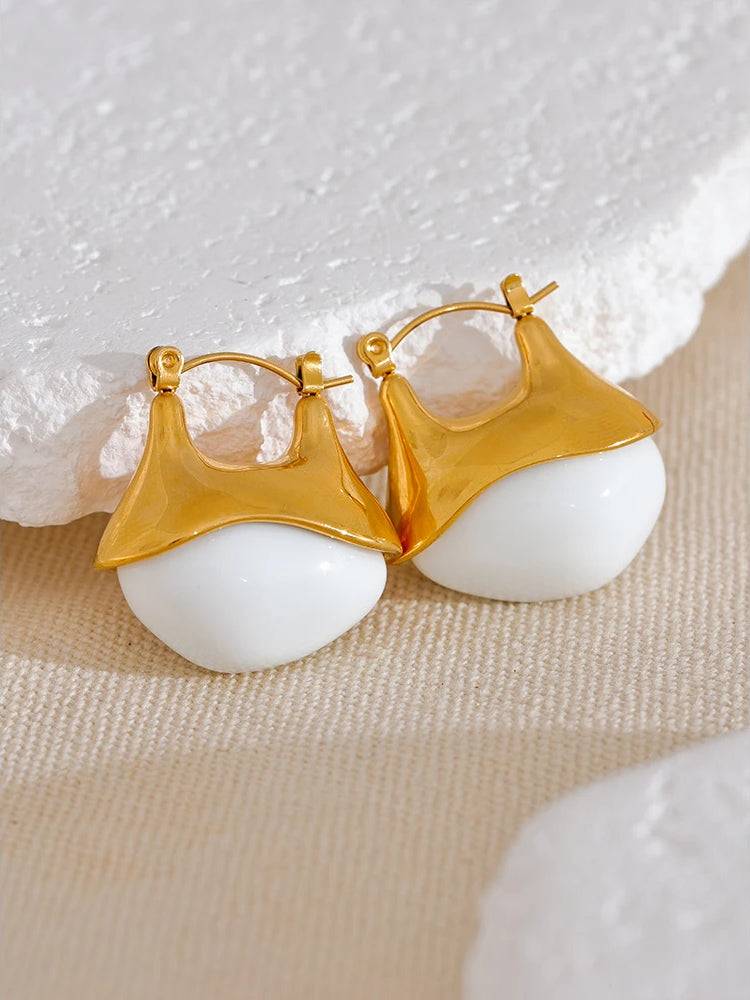 Chunky Shiny Modern Hoop Earrings - Ecru