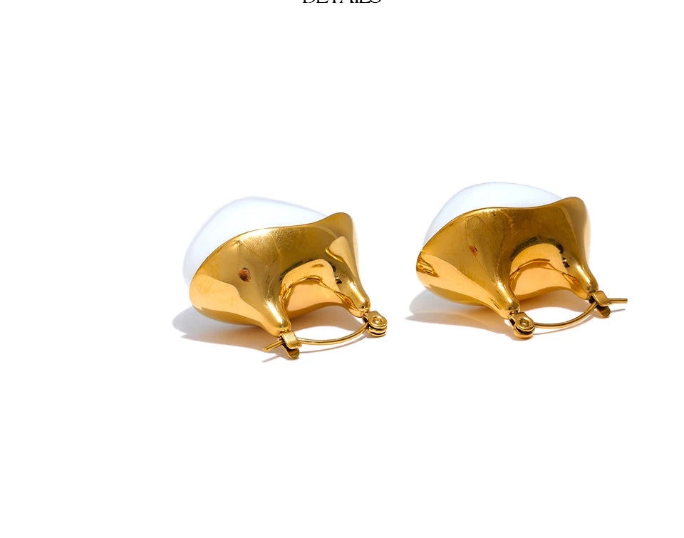 Chunky Shiny Modern Hoop Earrings - Ecru