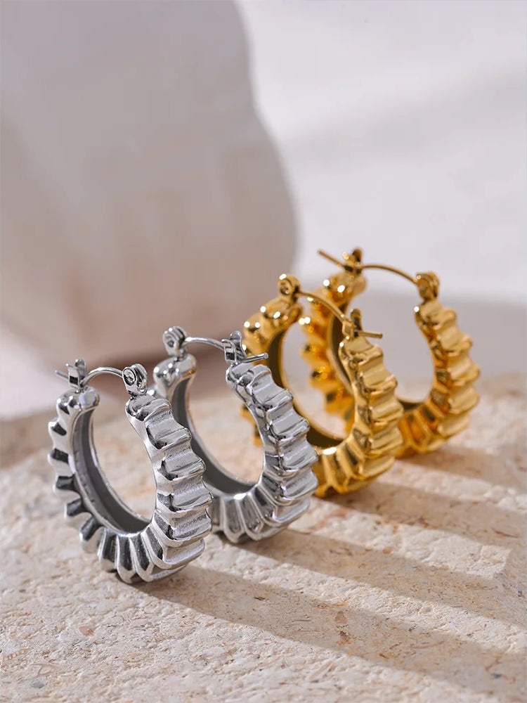 Chunky Textured Classic Hoop Earrings - Ecru
