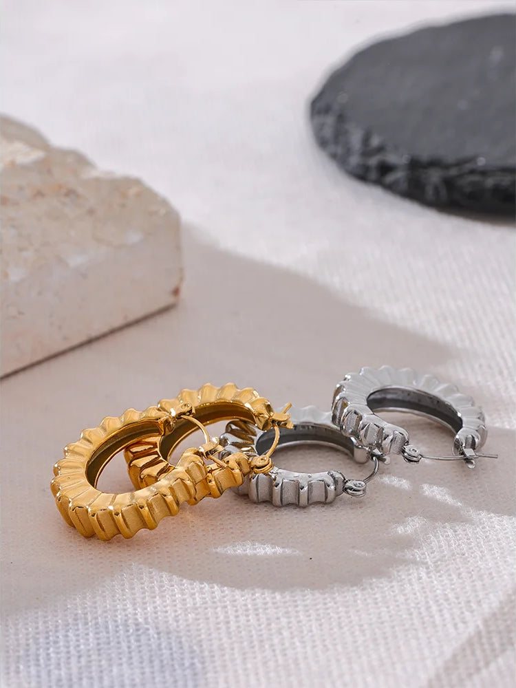 Chunky Textured Classic Hoop Earrings - Ecru
