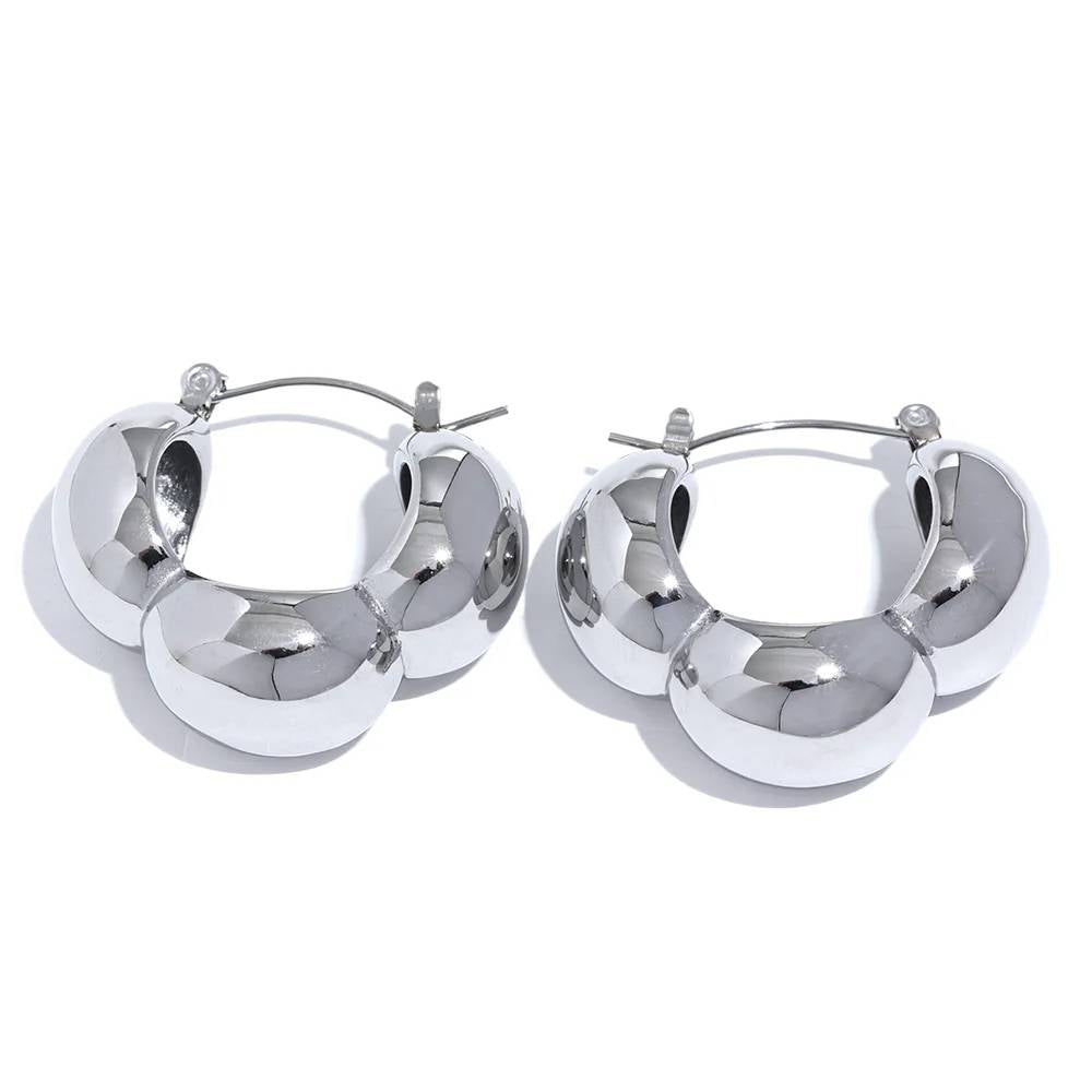 Chunky Textured Flower Hoop Earrings - Ecru
