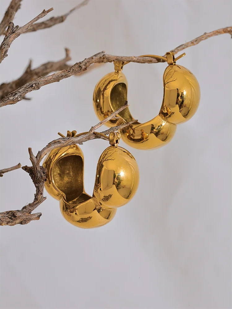 Chunky Textured Flower Hoop Earrings - Ecru