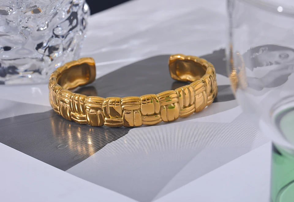 Chunky Textured Premium Cuff Bracelet - Ecru