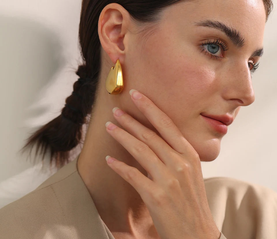Chunky Timeless Trendy Statement Earrings - Ecru