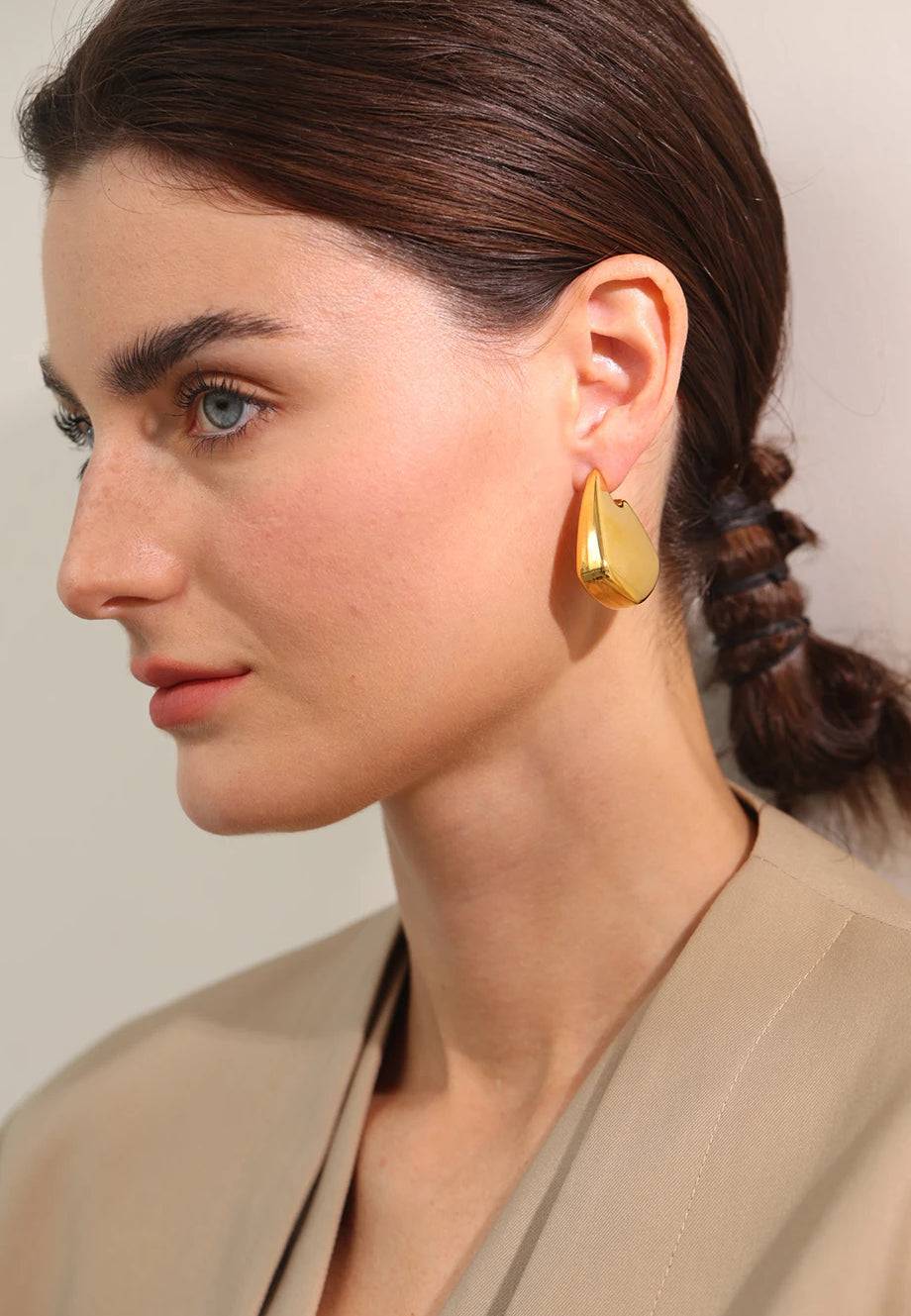 Chunky Timeless Trendy Statement Earrings - Ecru