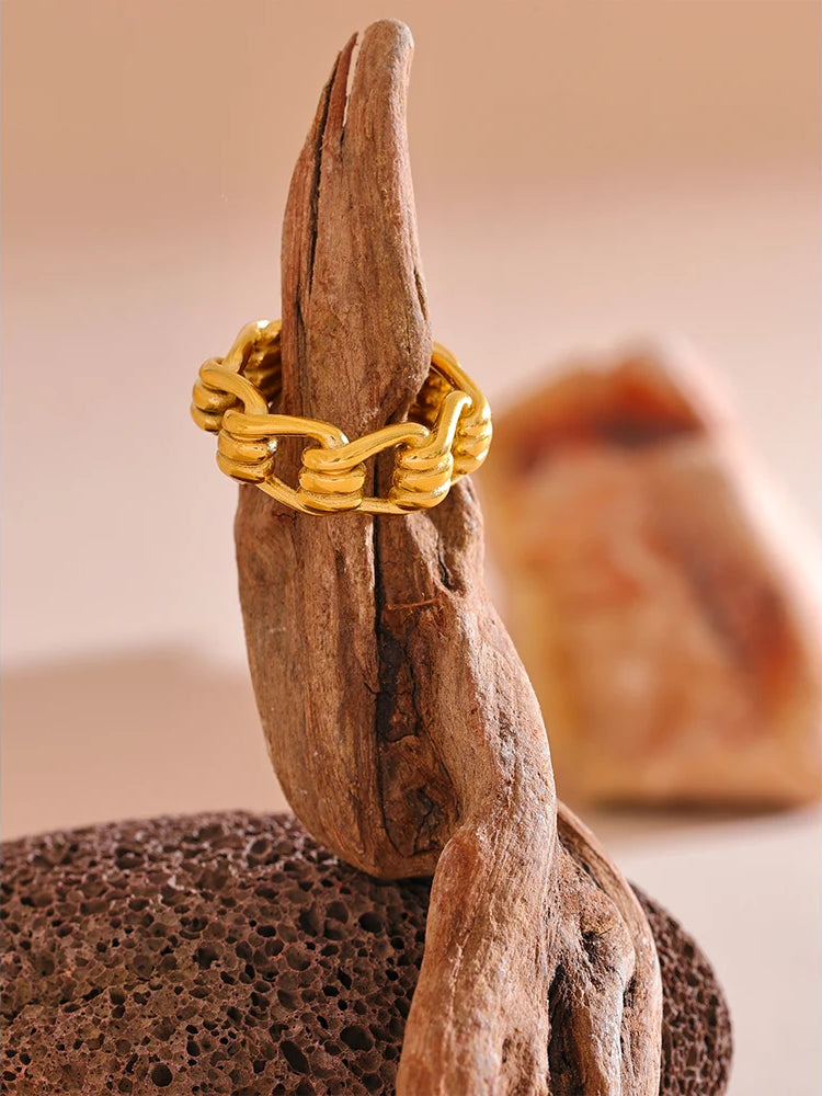 Chunky Trendy Shiny Statement Ring - Ecru