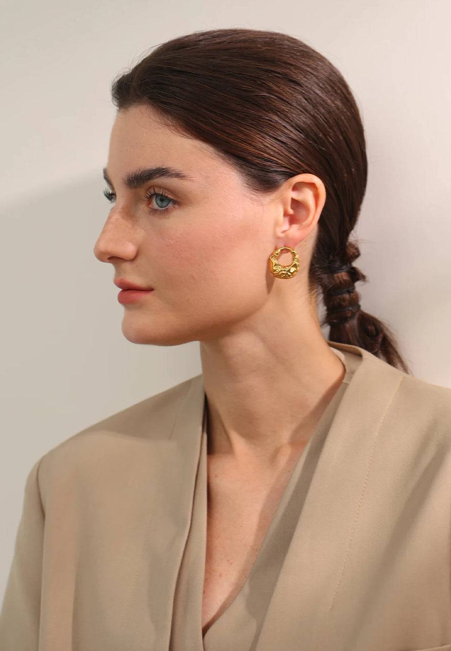 Chunky Trendy Statement Stud Earrings - Ecru