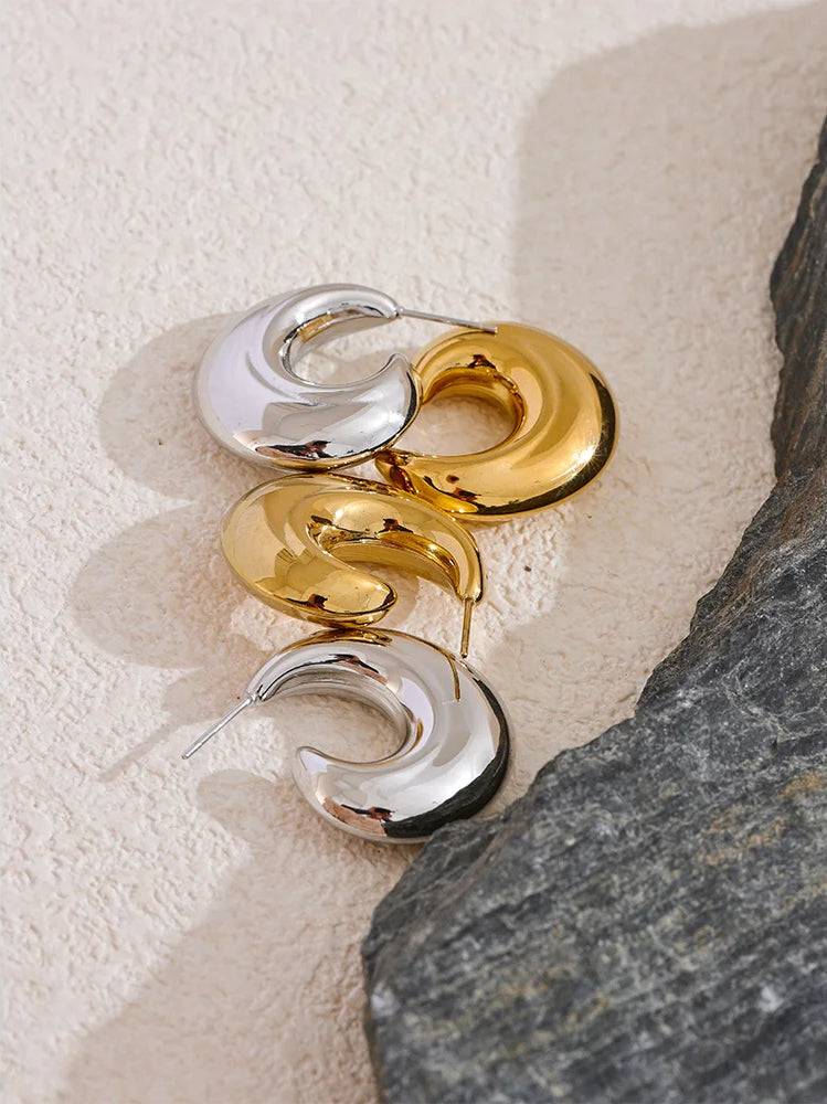 Chunky Unique Classic Hoop Earrings - Ecru
