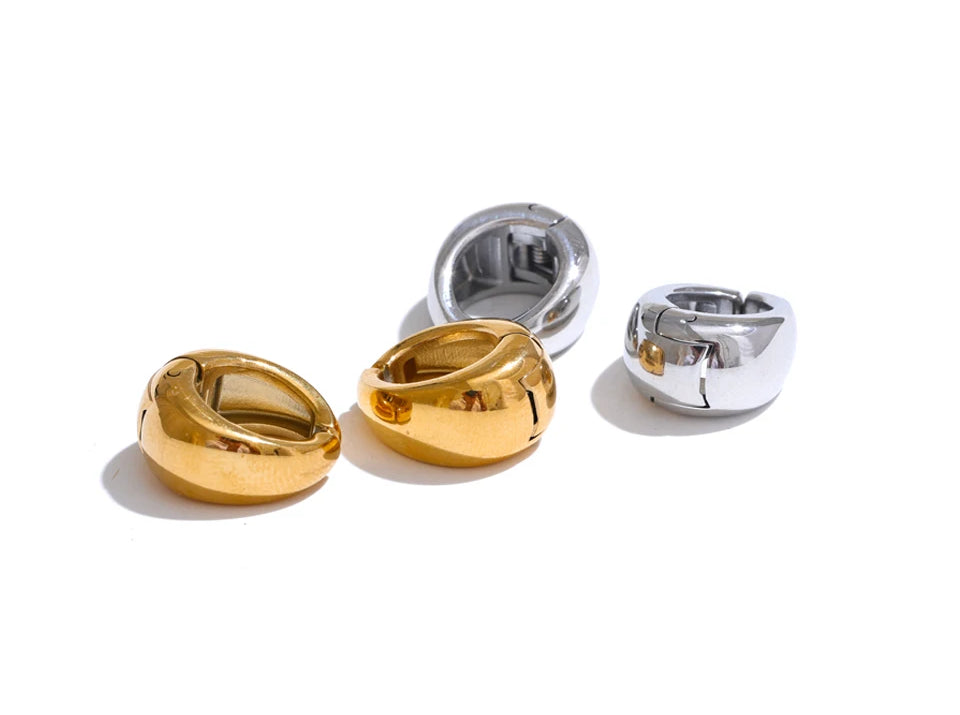 Classic Chunky Shiny Huggie Earrings - Ecru