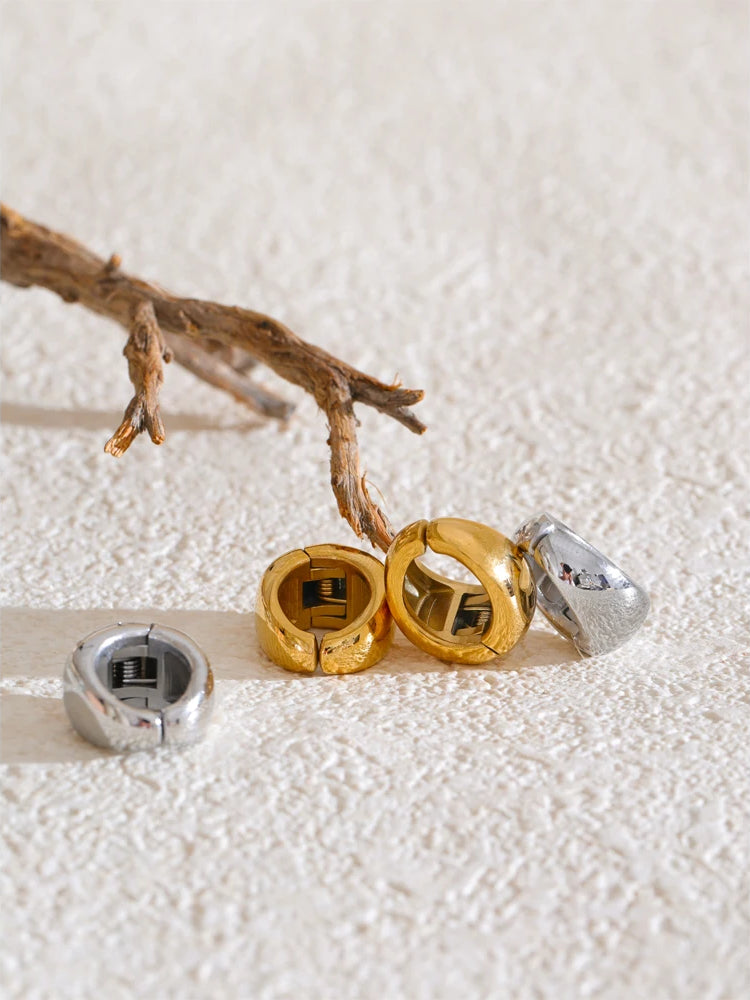 Classic Chunky Shiny Huggie Earrings - Ecru