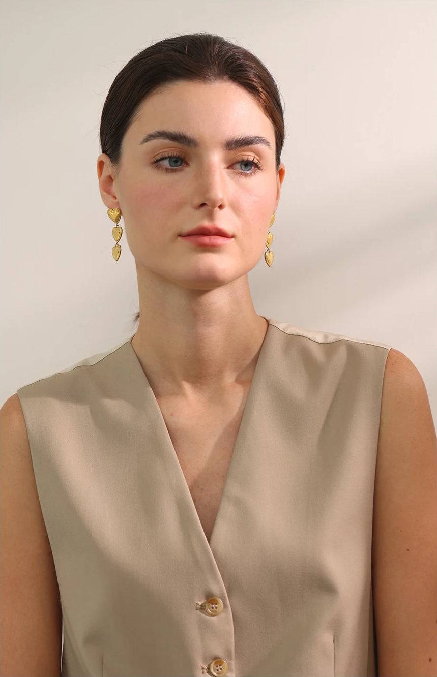 Classicunique Heart Dangle Statement Earrings - Ecru