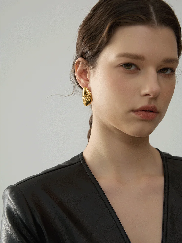 Eye Triangle Stylish Stud Earrings - Ecru