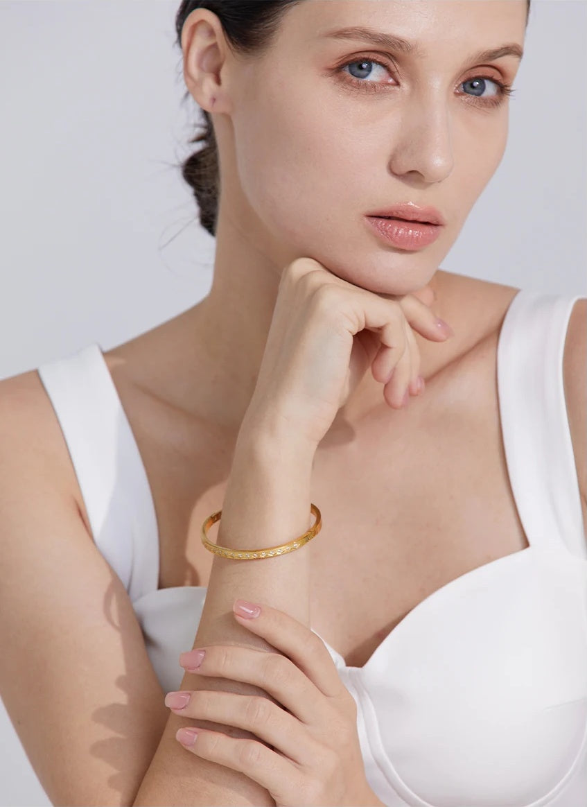 Fashion Cast Statement Bangle Bracelet - Ecru