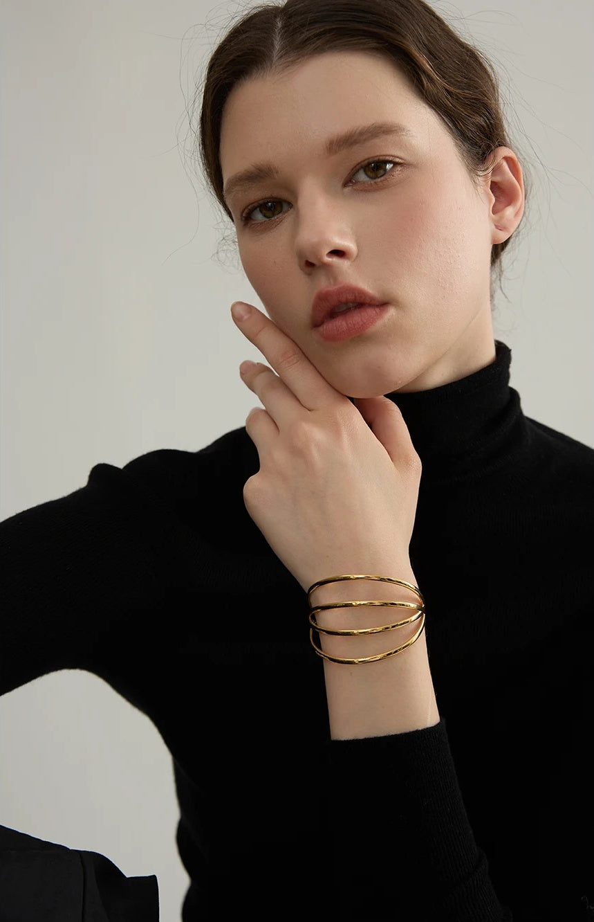 Geometric Hollow Cuff Wrist Bracelet - Ecru